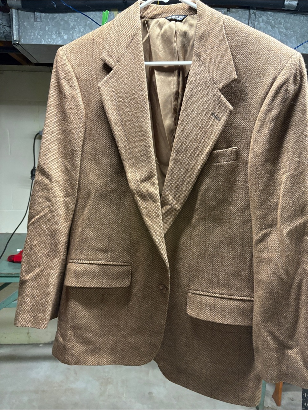 Men's 100% cashmere Tan Herringbone Sport Coat - Tailored Single-Breasted Blazer